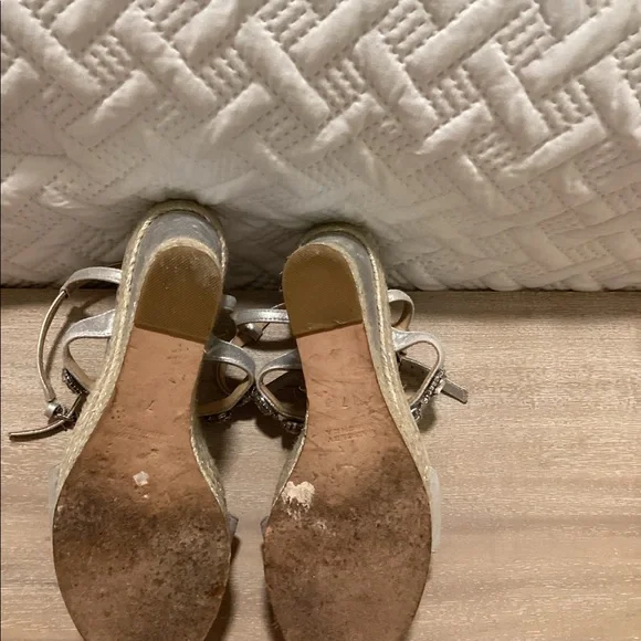 Badgley Mischka Wedges. - Picture 7 of 7